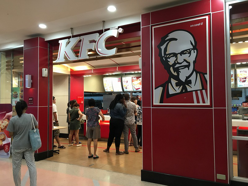 タイ バンコクのKFC(ケンタッキー)外観